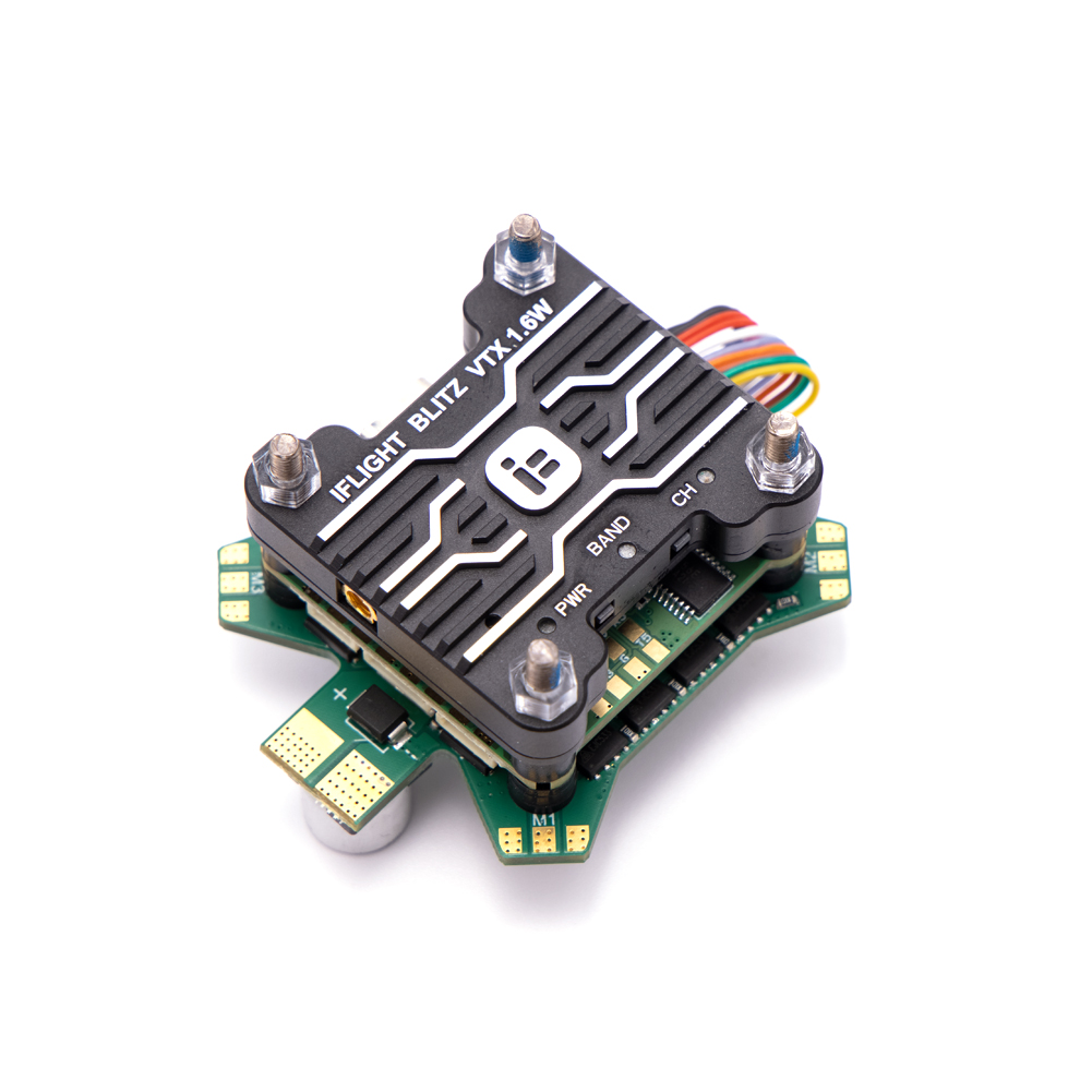 IFlight BLITZ F7 55A 2-6S Stac - Betaflight Flight Controller recensione e prezzo